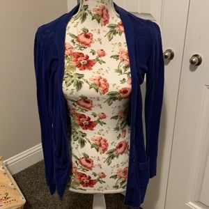 Navy cardigan with pockets